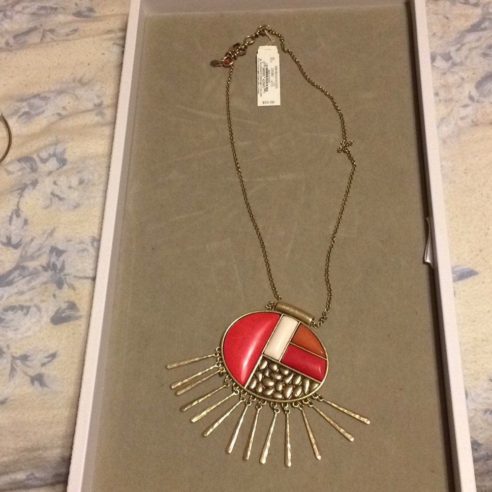 Lucky brand necklace new with tag!